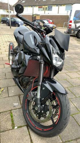 Zeer unieke Kawasaki Z750 2012 (1e inschrijving 2015)