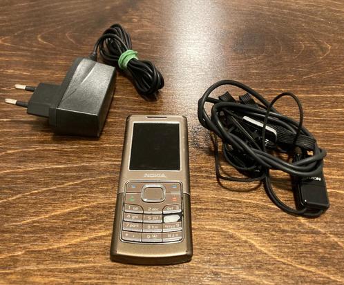 Zeer zeldzame Nokia 6500 classic goud met lader en oortjes