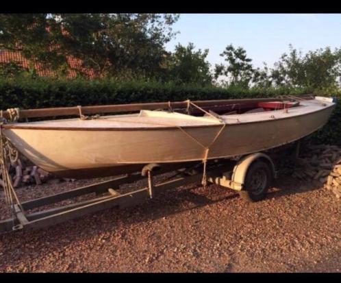 Zeilboot houten spanker te koop moet snel weg
