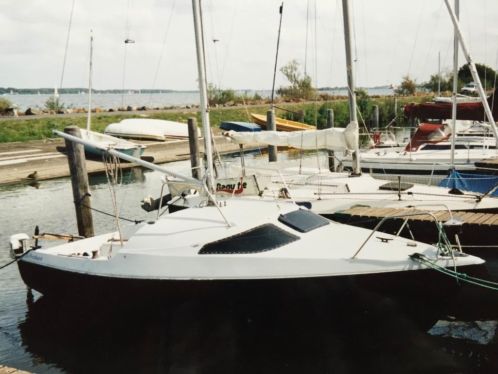 Zeilboot Klepper Traveller met 5pk buitenboord motor