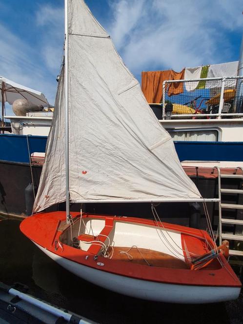 Zeilboot  licht en onzinkbaar