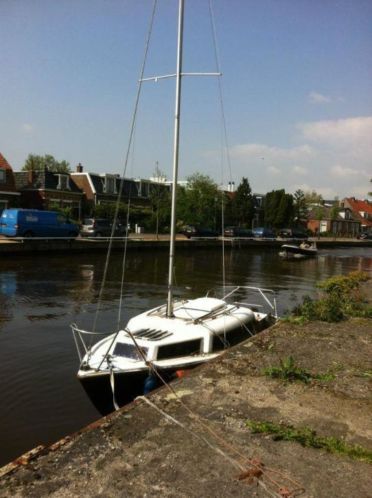 catamaran met kajuit te koop