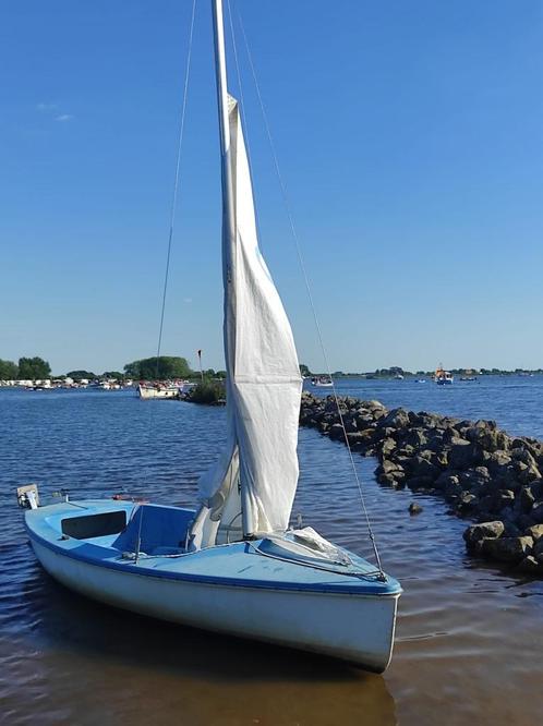 zeilboot met trailer