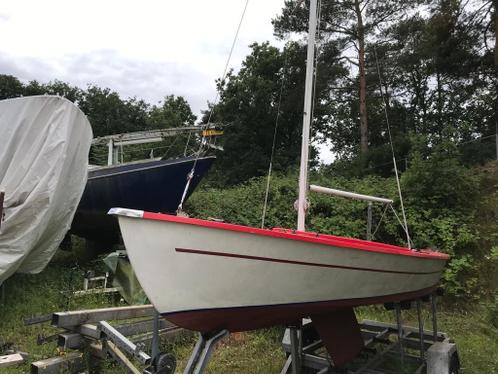 Zeilboot Volksboot 600, 6 meter, incl electromotor