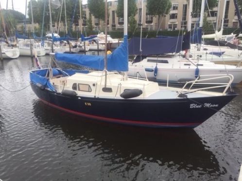 ZEILJACHT SNEEKERMEER 800  gloednieuwe YAMAHA 8PK HT motor