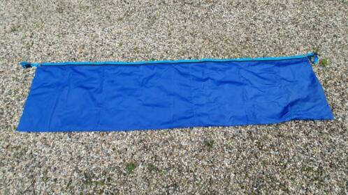 Zeilzak om aan de raling te hangen.