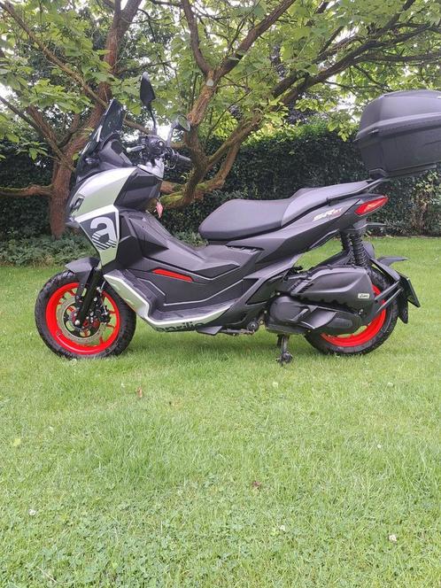 Zgan Aprilia SR GT 200