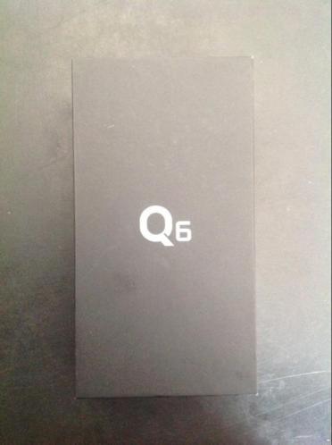 z.g.a.n LG Q6 32GB incl hoesjes MOET WEG