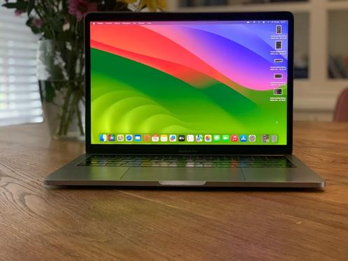 Z.G.A.N. MacBook Pro 13-inch (2019) 2.7 GHz i7 - 16GB - 512G
