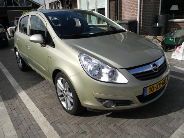 z.g.a.n. Opel Corsa 1.4 16V 5D AUTOMAAT 2007 