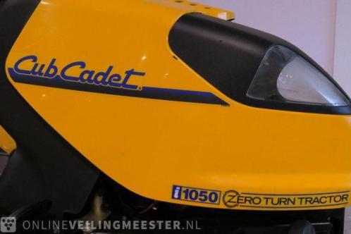 Zitmaaier Cub Cadet, 1050 Zero Turn