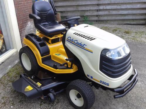 Zitmaaier cub cadet 20 pk 2 cilinder