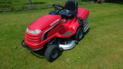 Zitmaaier honda 2417 hme