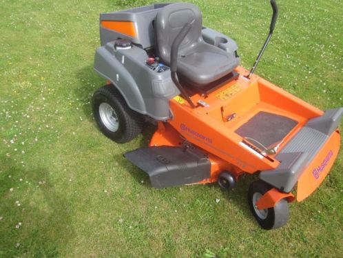 zitmaaier zero turn husqvarna type residential z16 mulch