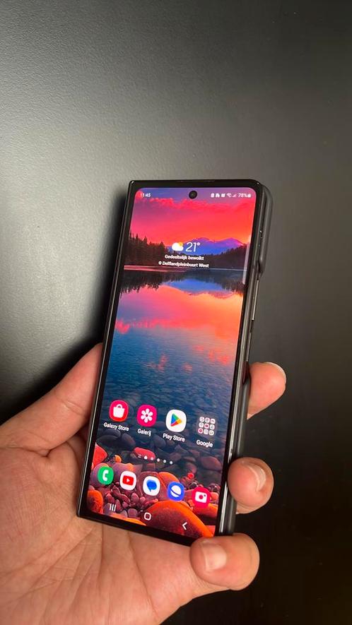 Zo goed als nieuw Samsung Galaxy Z Fold 4 256GB