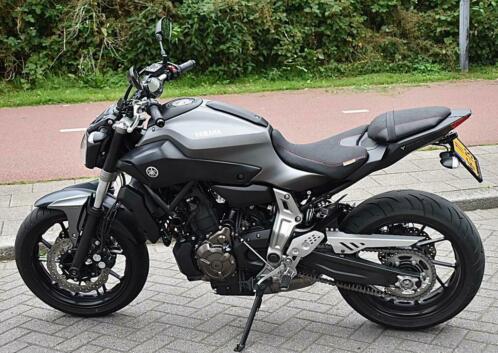 Zo goed als nieuw Yamaha MT-07 met weinig km.