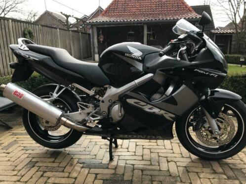 Zo goed als nieuwe Honda CBR 600F 35  81 kw