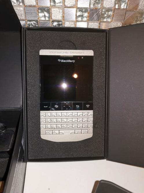 Zo goed als nieuwe origineel blackberry Px279981 porsche desig