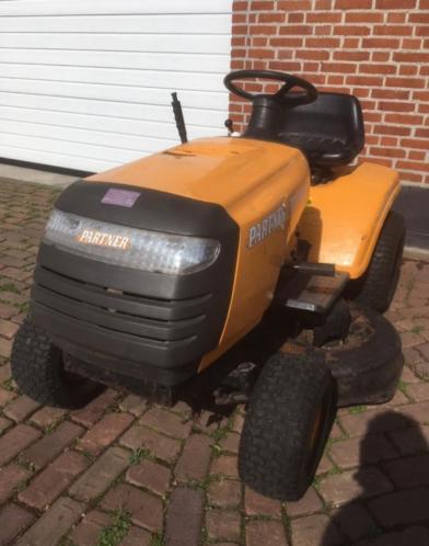 Zoals ingeruild Partner 12-105 gereserveerd tot 1800 uur