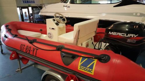 Zodiac 420 Pro  Mercury 30 Lube en trailer in goede staat 