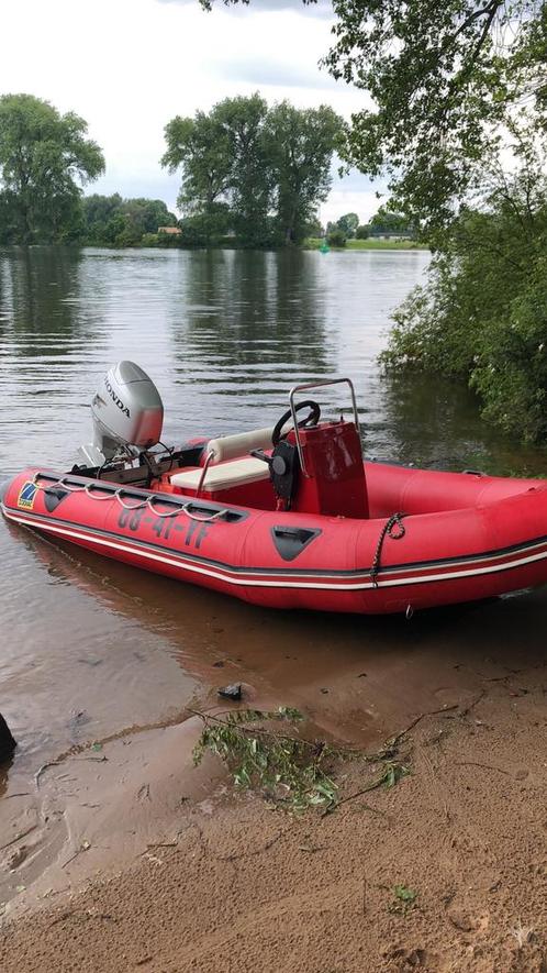 Zodiac Futura S  Honda 50pk  Westhoff Trailer. Speedboot