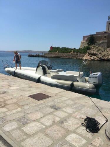 Zodiac RIB type NZO 760, 2016 met Honda BF250A incl trailer