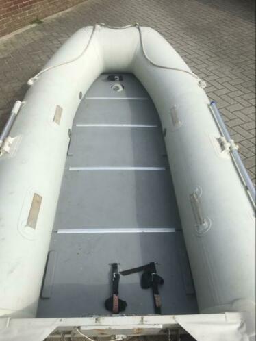 Zodiac rubberboot rib met 9.9 pk motor. Weg ivm verhuizing