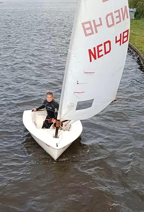 Zoom-8 tiener zeilboot (valt tussen Optimist  Laser)