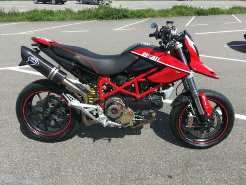 Zr mooievolle Ducati Hypermotard 1100 SP