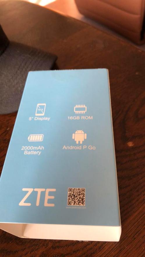 Zteblade l8 smartphone nieuw