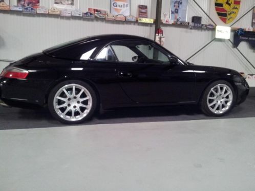 Zwarte Hardtop Porsche 996. (997, met lichte aanpassing)
