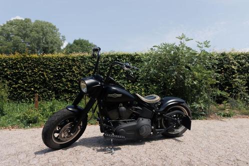 Zwarte Harley Davidson FXST quotSoftail Standardquot 2008