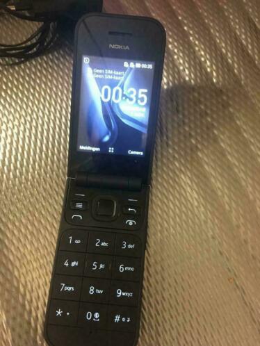 Zwarte Nokia 2720 dualsim flipphone