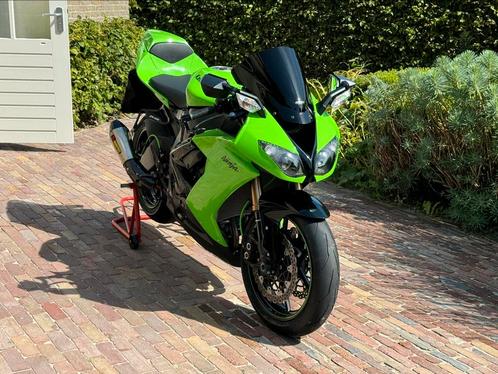 ZX10R (Beautiful Example) For Sale