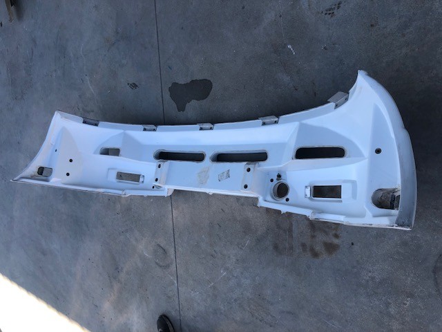 Front bumper De Tomaso Qvale Mangusta