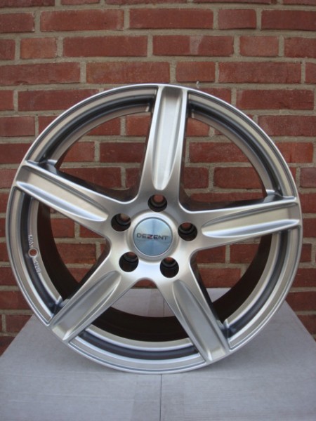 17 Inch Dezent 5x110 7.0 J ET35 Naaf 65,1