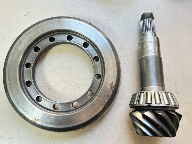 Crown and pinion for differential Maserati Sebring