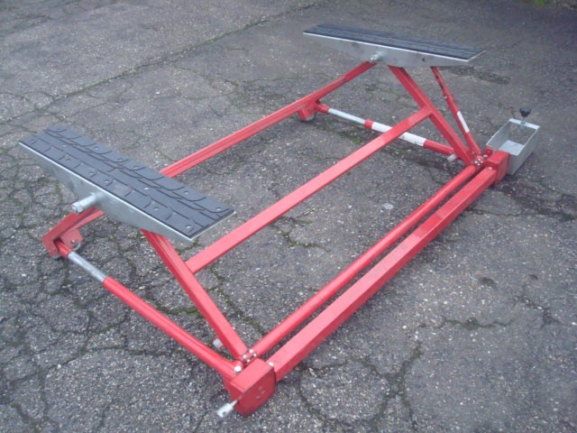 Mobiele mechanische autolift 1,5T 550mm MW Tools