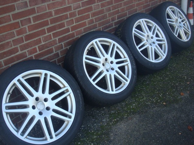 20 Inch RS 4 Velgen en Banden Steek 5x112