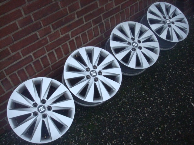 16 Originele Seat Arona 16 inch Velgen Steek 5x100