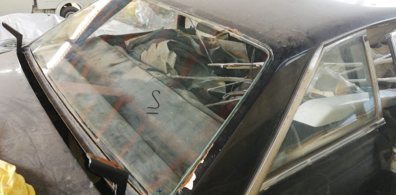Rear window Ferrari 365/400 and 412