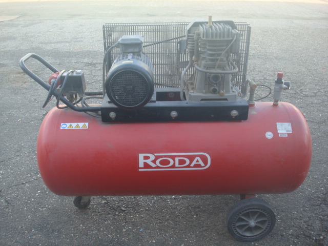 Roda Compressor 380 volt 