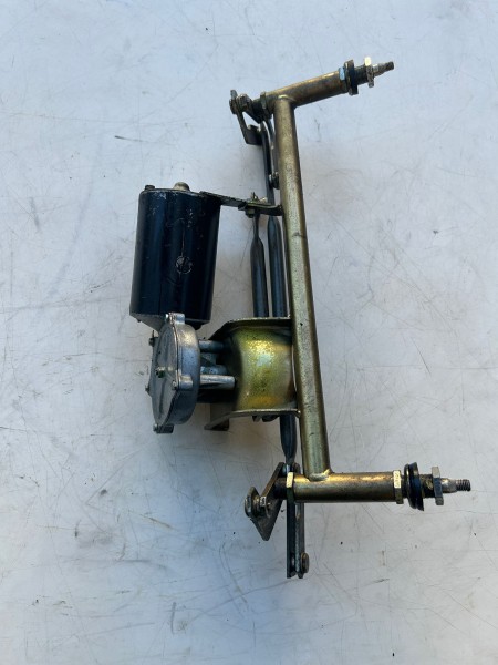 Wiper motor with bracket Porsche 911-912