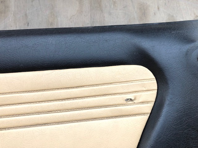 Internal door cards for Alfa Romeo Montreal