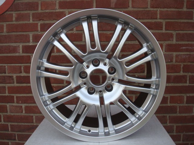 19'' inch BMW M3 Velgen Steek 5x120