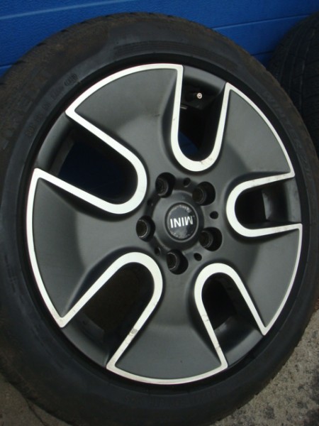 17'' inch Originele Mini Velgen en Banden Steek 5x120