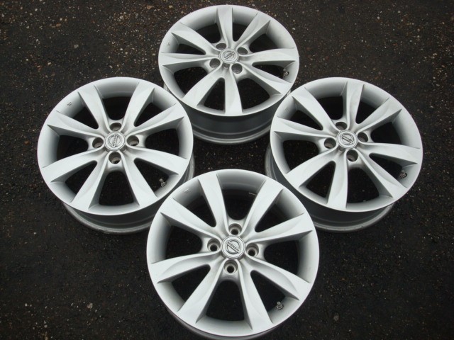 17'' Originele Nissan Velgen 4x100