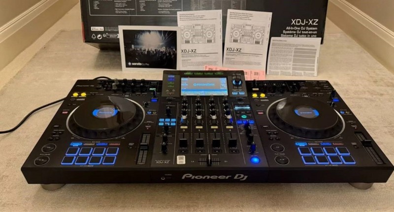 AlphaTheta XDJ-AZ, AlphaTheta OMNIS-DUO, Pioneer OPUS-QUAD, Pioneer XDJ-RX3, Pioneer XDJ-XZ, Pioneer DDJ-FLX10, Pioneer DDJ-REV7, Pioneer CDJ-3000, Pioneer DJM-A9, AlphaTheta Euphonia, Pioneer CDJ-2000NXS2, Pioneer DJM-900NXS2, Pioneer DJM-V10-LF
