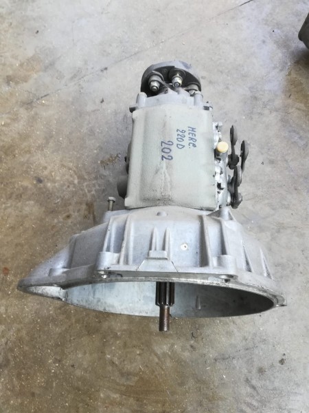 Gearbox Mercedes 220D