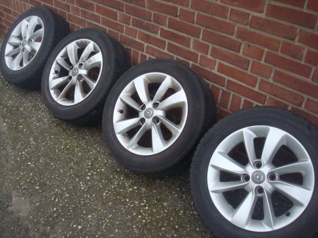 15” ORIGINELE OPEL CORSA ADAM VELGEN STEEK 4x100